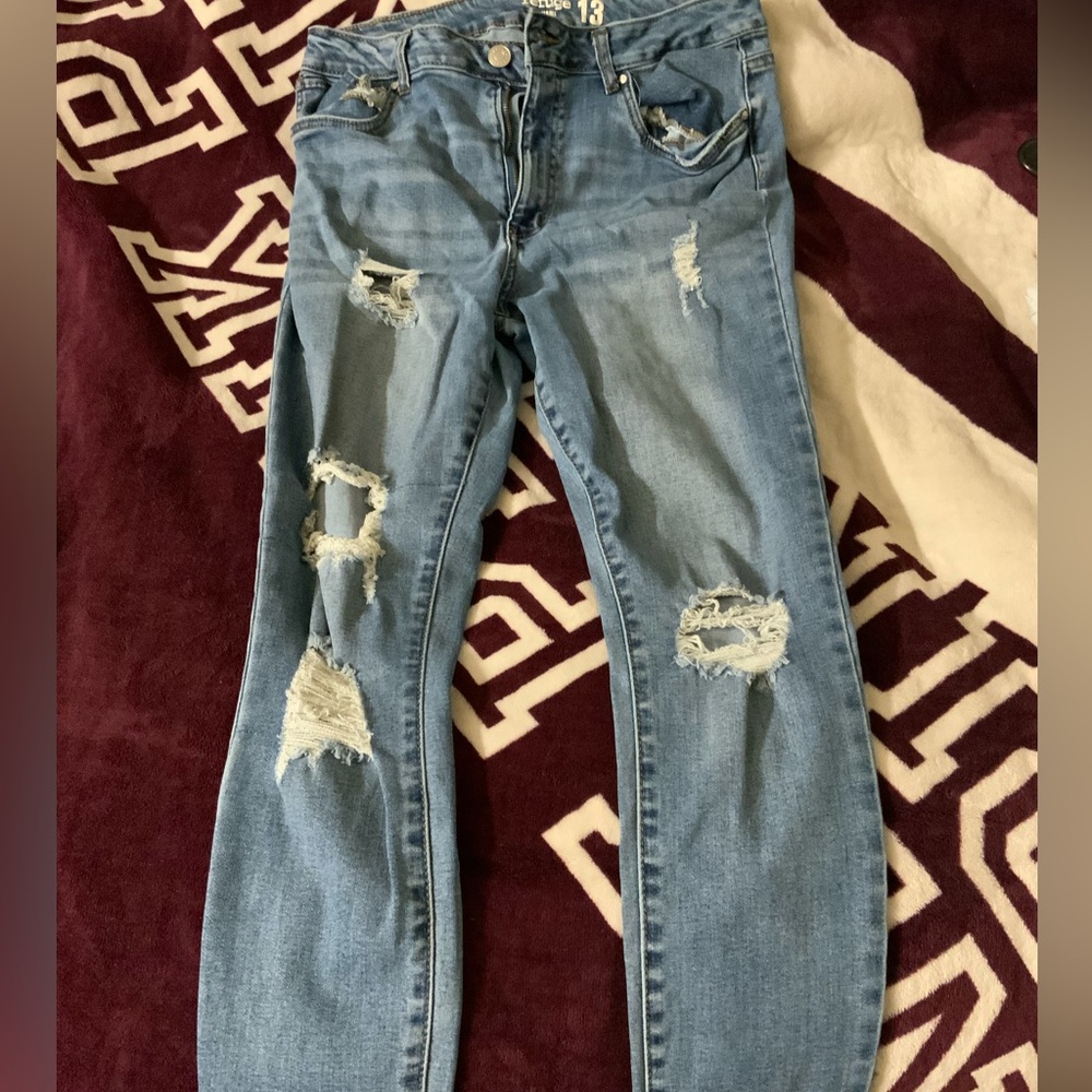 High Rise Super Skinny Ripped Jeans. Size 14.